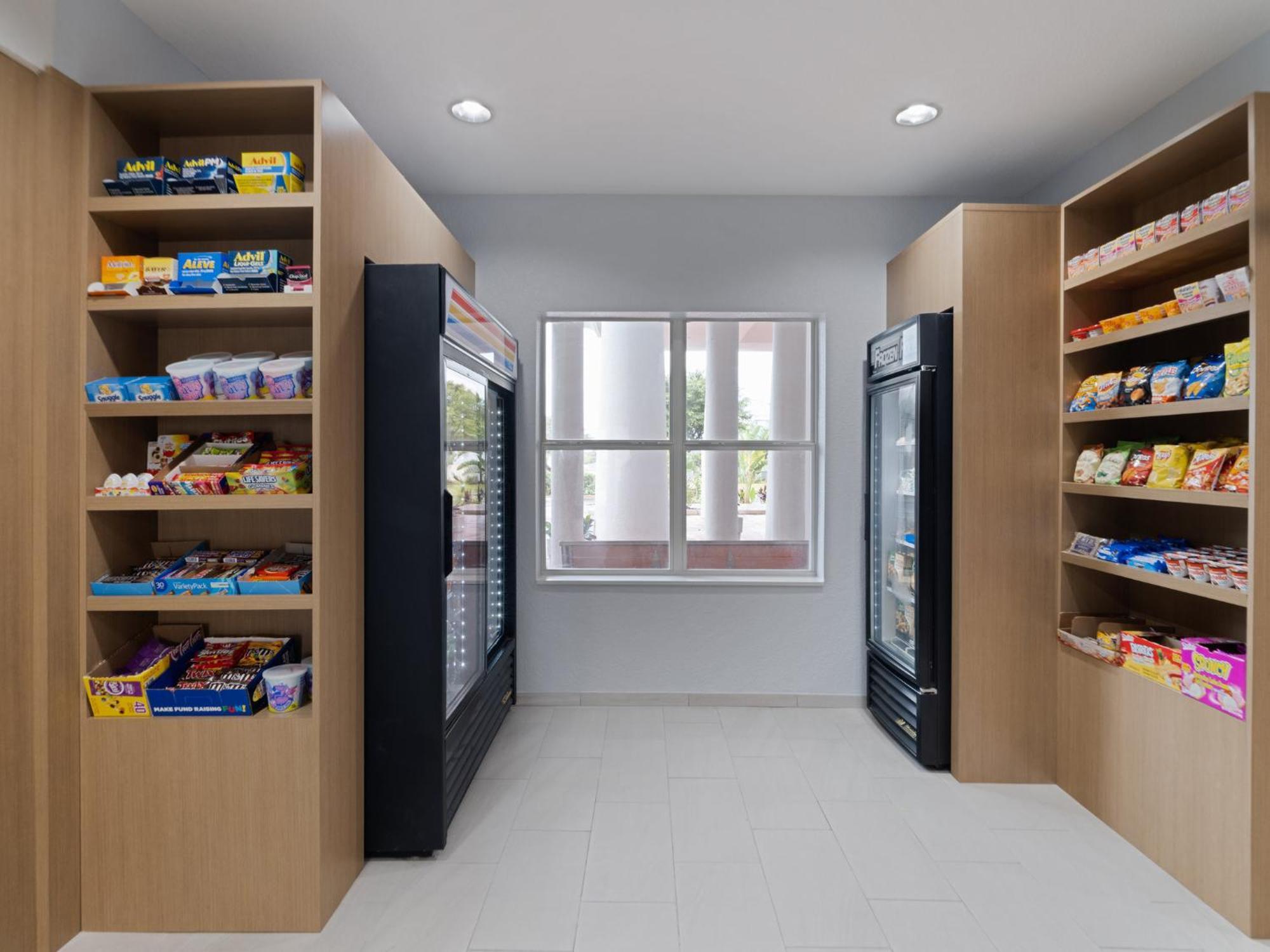 莱克兰套房智选假日酒店 外观 照片